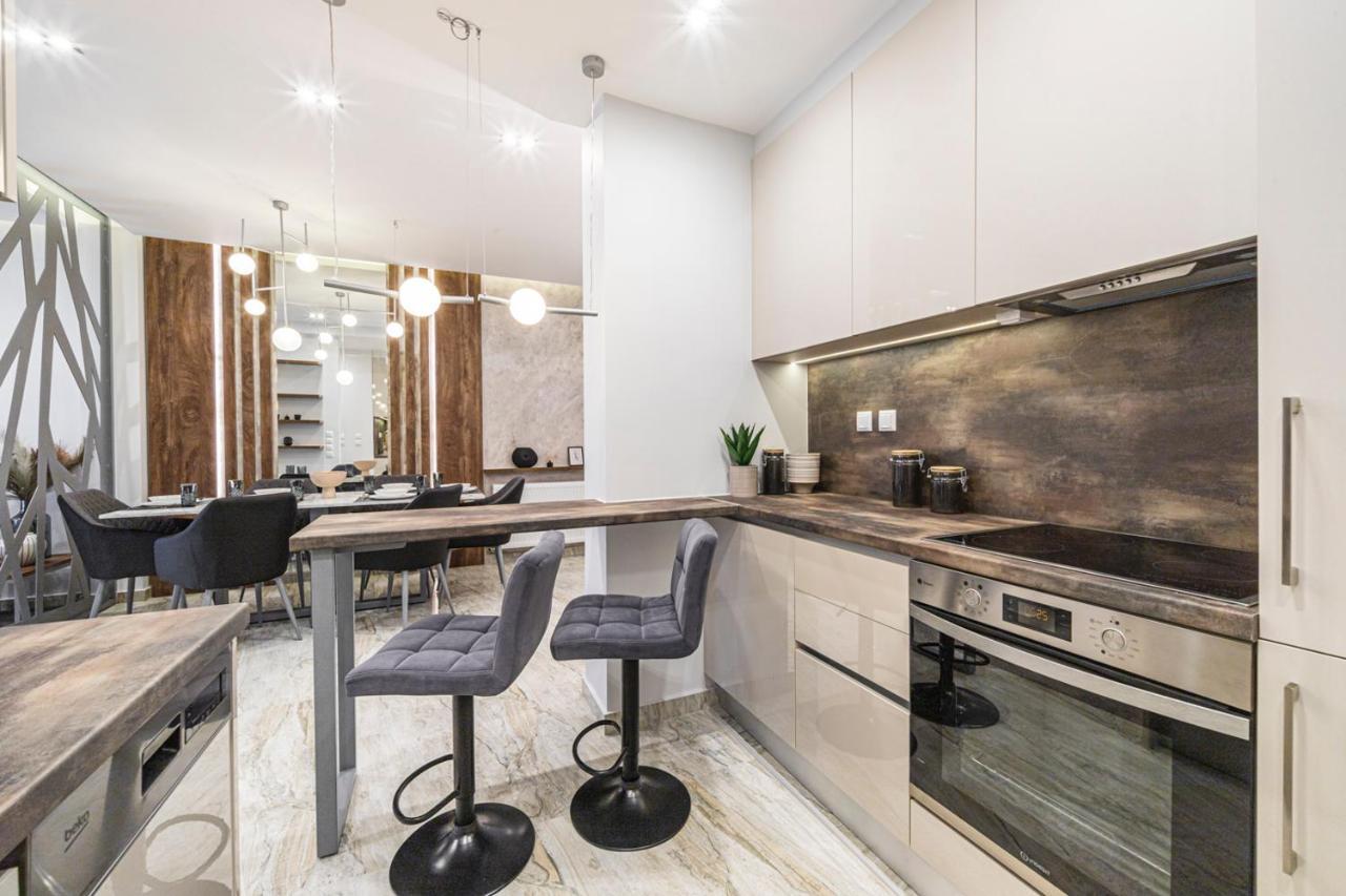 Temple Of Ppg In Thessaloniki Apartment Luaran gambar